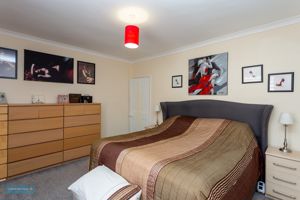 Bedroom- click for photo gallery